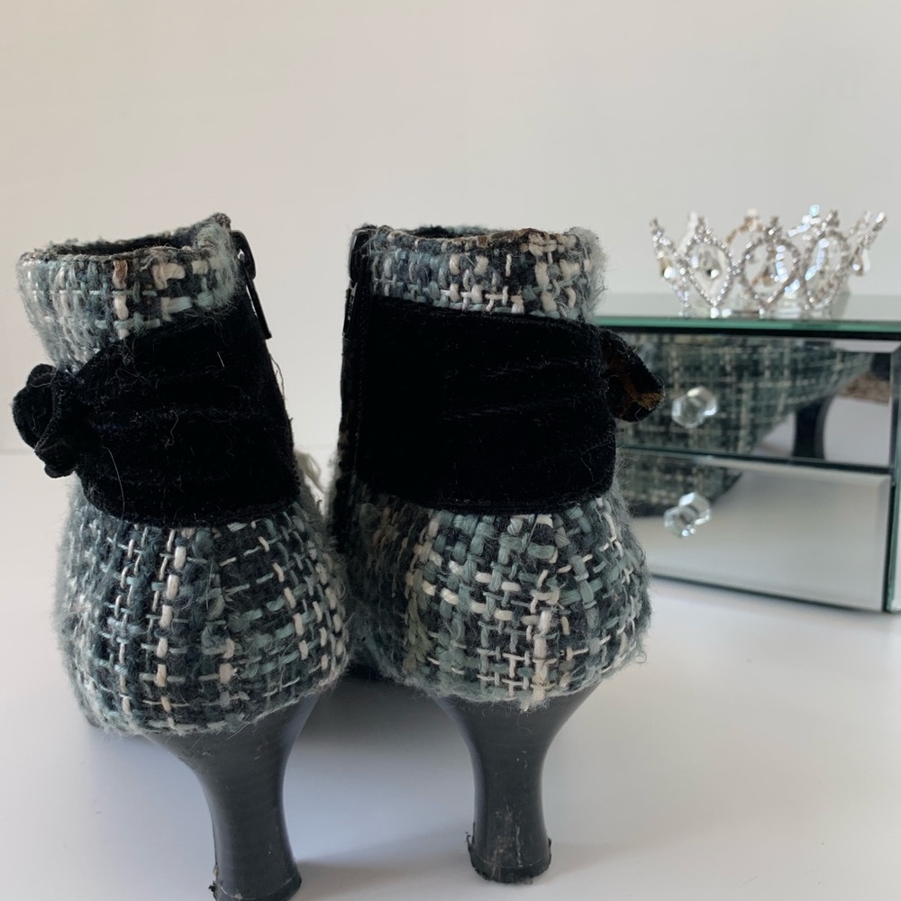 Tweed Booties - Picture 5 of 8